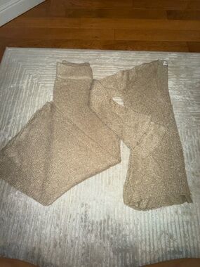 ZARA Knit Cream Loop-Texture Sweater